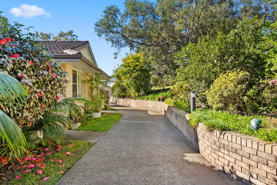 Refurbished and Light-filled 2 Bedroom Home - Simpson of Gallipoli 615