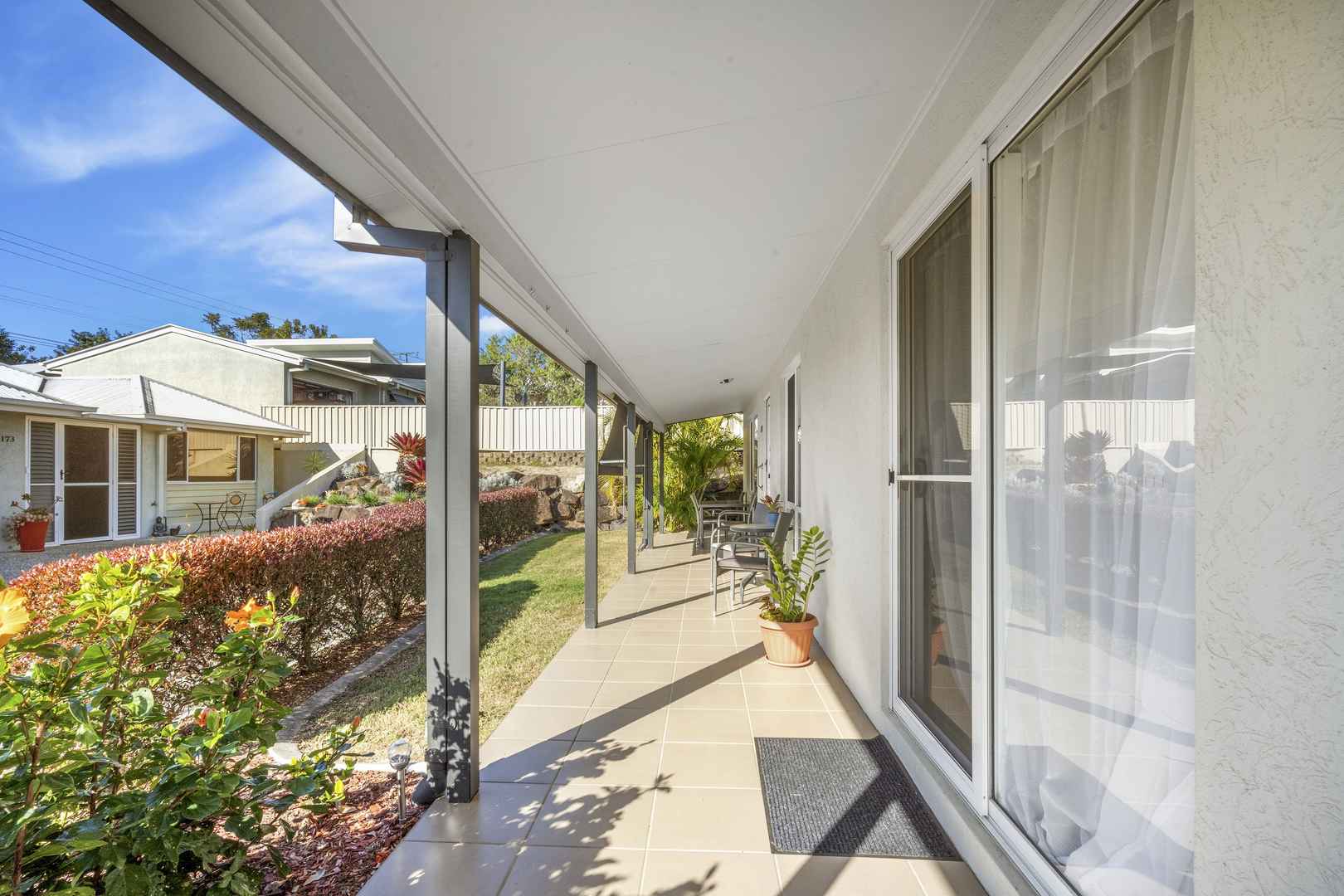 Well presented two bedroom plus study in Palm Lake Resort Eagleby