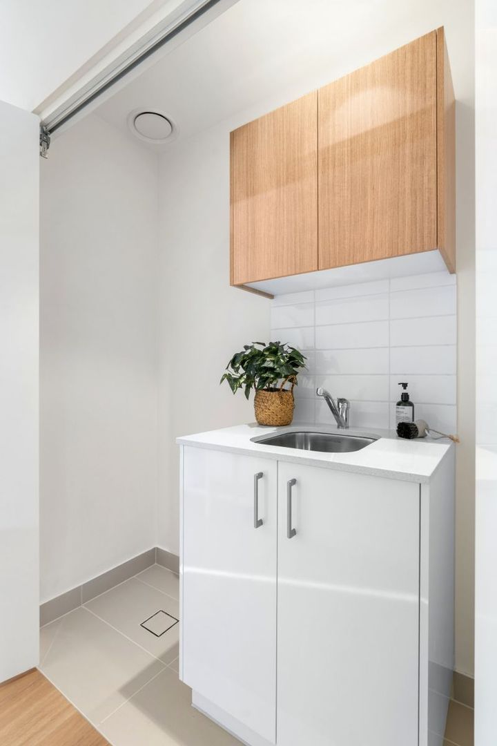 Effortless Retirement Living in a Modern 3-Bed Apartment