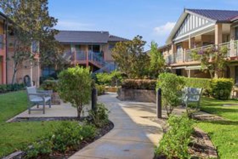 Quality retirement living brimming with natural light and handily positioned to all our Constitution Hill amenities