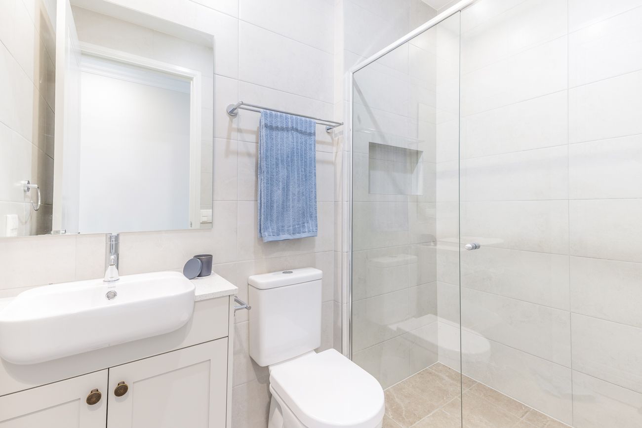 3 bedrooms, 2 bathrooms, double garage