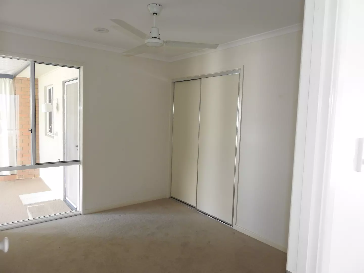 Beautifully presented, tidy 3 bedder.