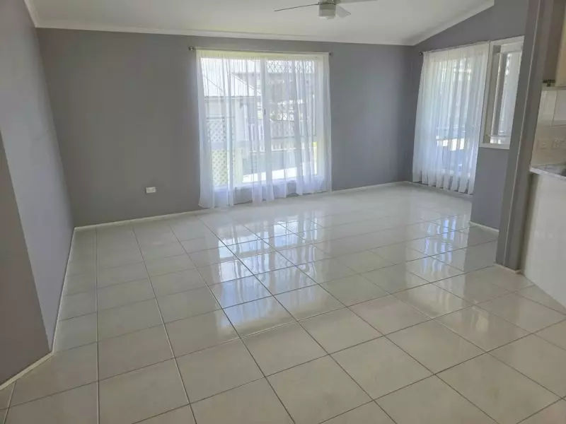 Fresh, Sunny & Immaculate 2-Bedroom