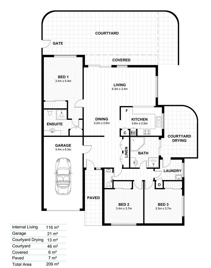 North-facing, fully renovated villa with sunny courtyards