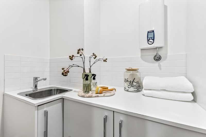 Spacious one-bedroom with tranquil courtyard garden views