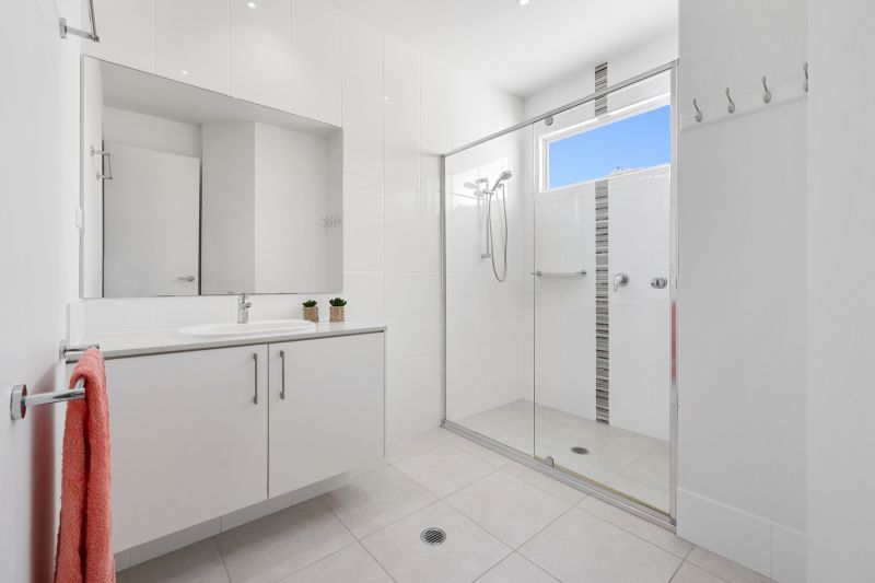 North-Facing Luxury – Elegant Three-Bedroom Home