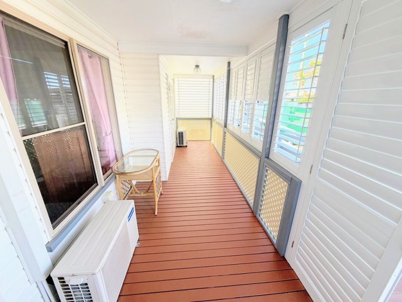 Spacious Home, Enclosed Veranda & Solar Power