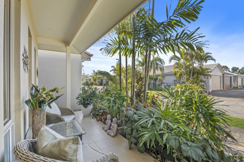 Refined Living – Elegant Two-Bedroom Haven