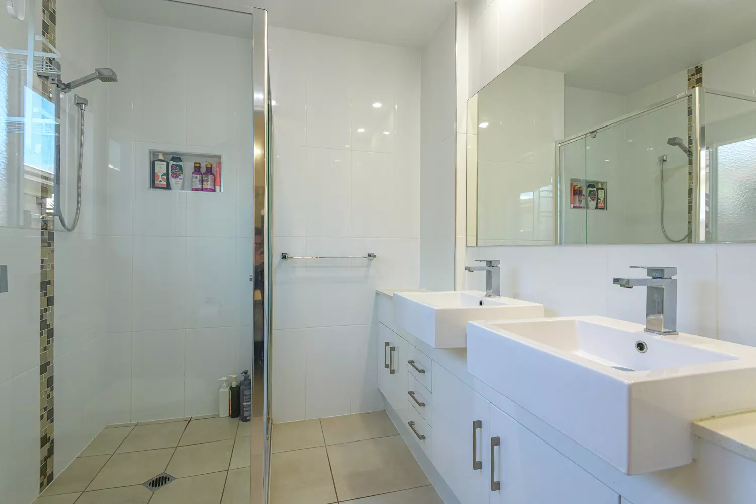 Discover Your Dream Home in a Vibrant Lifestyle Village! 