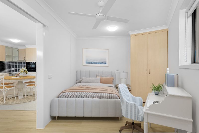 Two-bedroom apartment with stunning ocean views