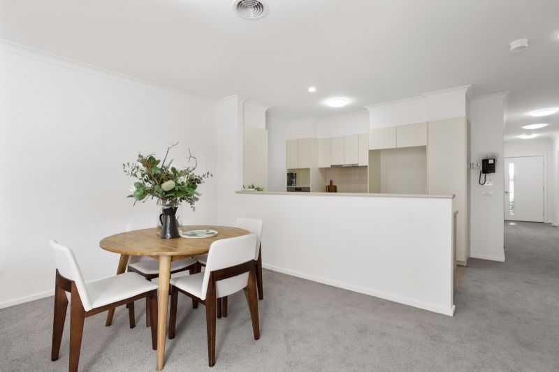 94/236-238 Waterview Blvd