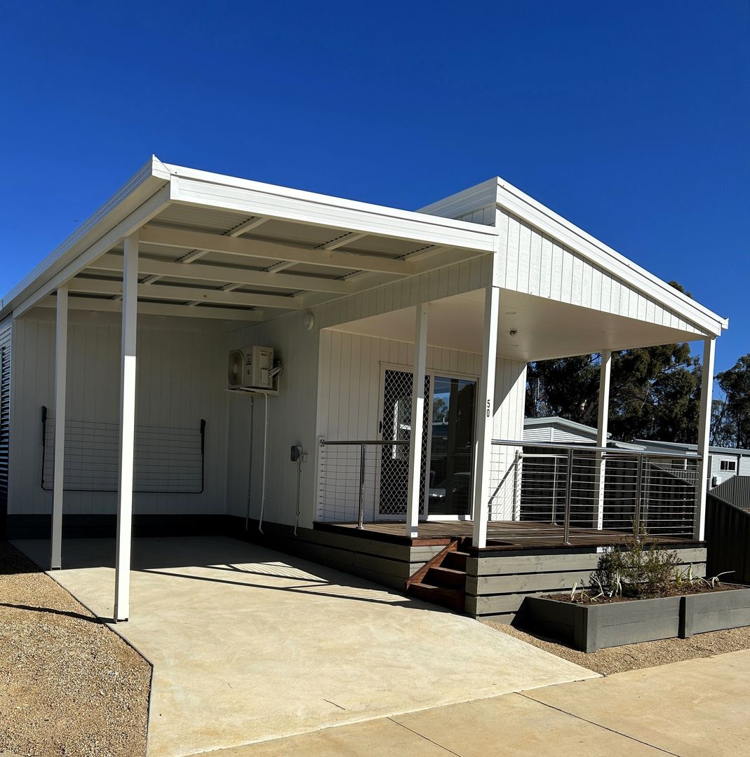 Nagambie Lifestyle Park - The Golden Whistler