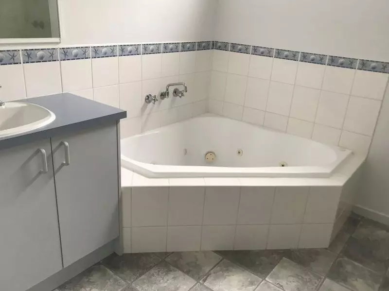 Site 30 - Pensinsula Parklands