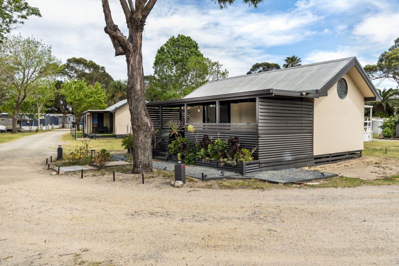 Relaxed Indoor-Outdoor Living