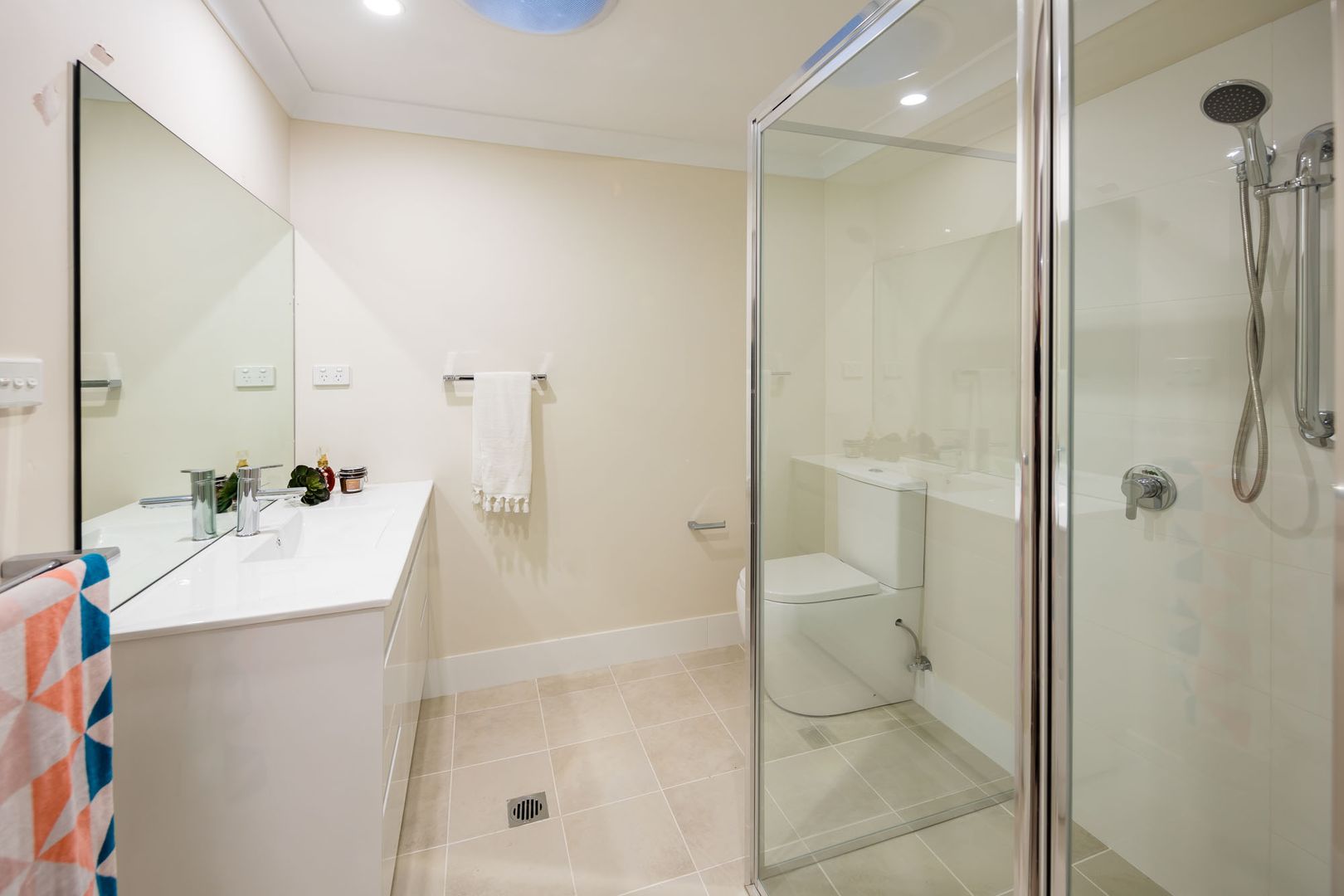 Lakeside Retirement Village