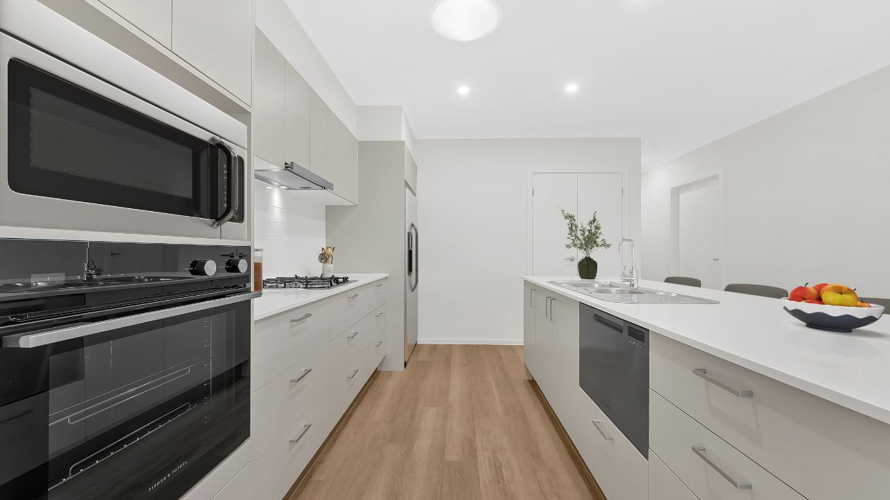 153/5 Harmony Chase, Clyde North