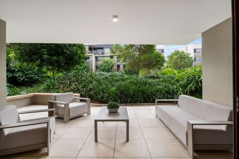 Ground Floor Garden Sanctuary with Expansive North-East Terrace