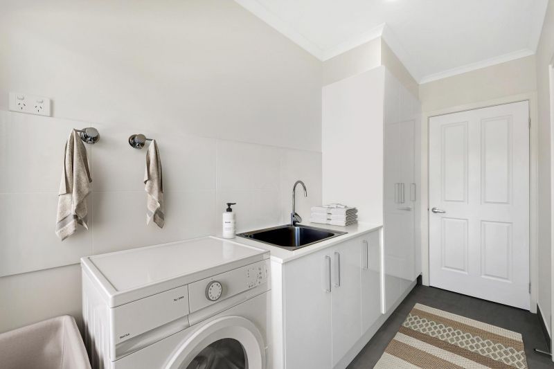 140/1A Gowanbrae Drive, Gowanbrae