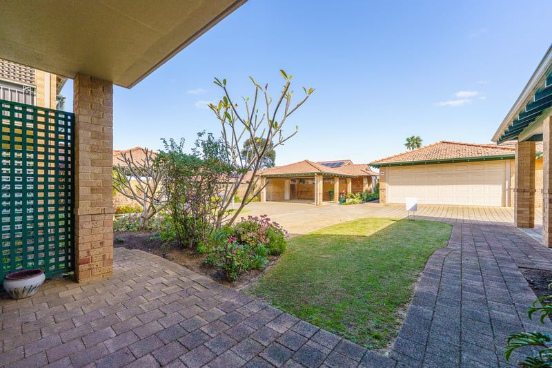 Bright, Breezy Villa with Generous Indoor and Outdoor Living Spaces