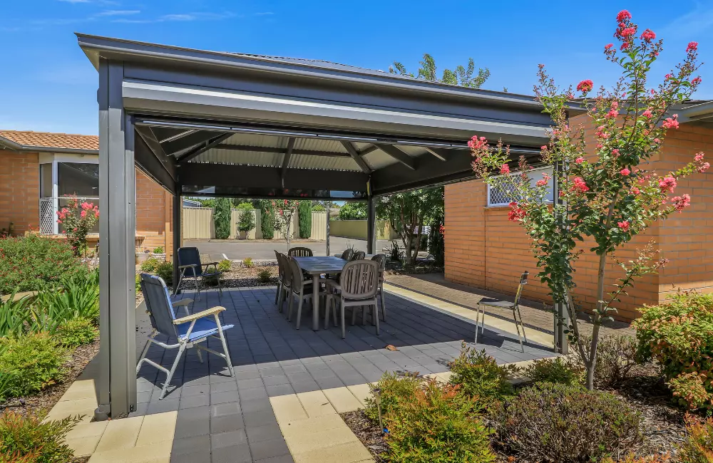 Are you aged 65 years or over and no longer working full-time? Easy Retirement Living Awaits at Kensington Gardens.