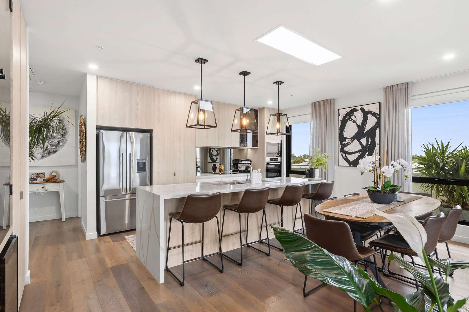 Apartment 12 - 20 Airlie Avenue