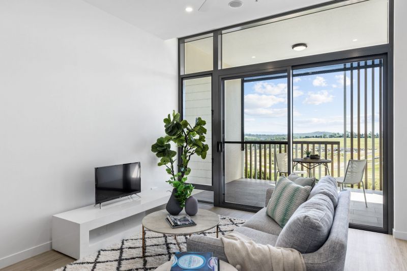 Spacious and bright two-bedroom apartment