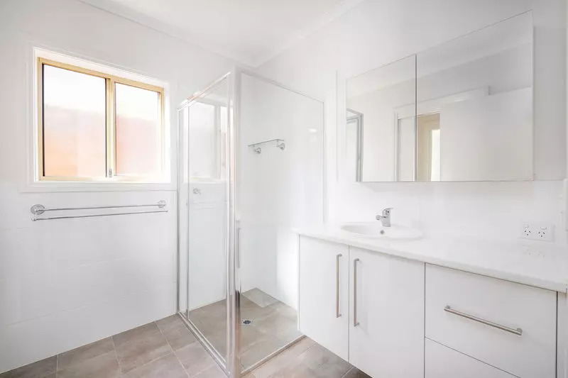 This large 3 bedroom villa is sure to impress! 