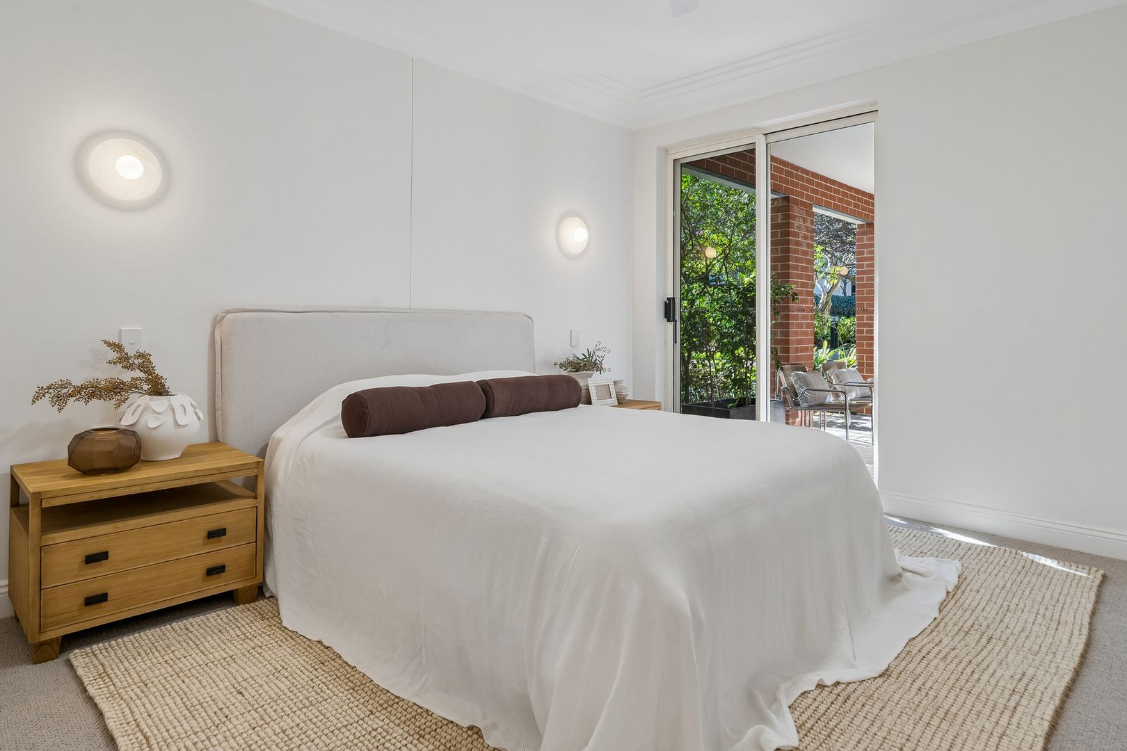 Contemporary three-bedroom apartment in a prime village setting