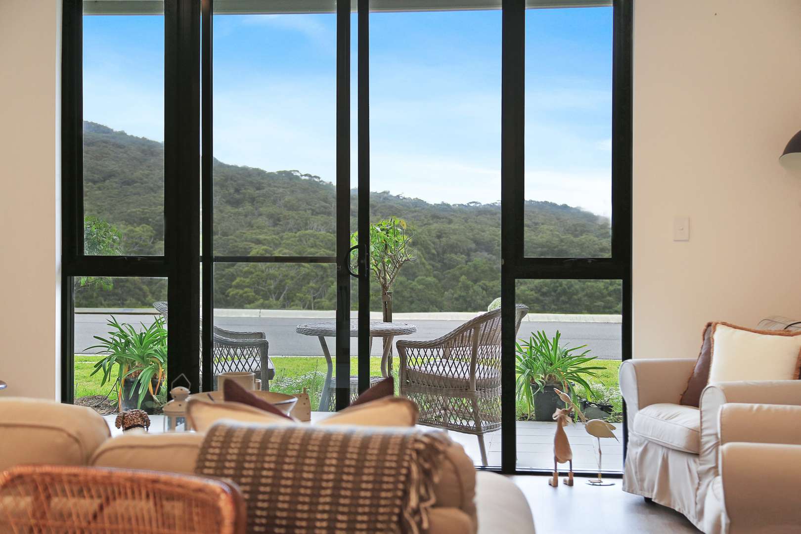 Discover luxury country living, stunning views, and absolute peace of mind.   Experience the premium Gibraltar Park lifestyle in beautiful Bowral.