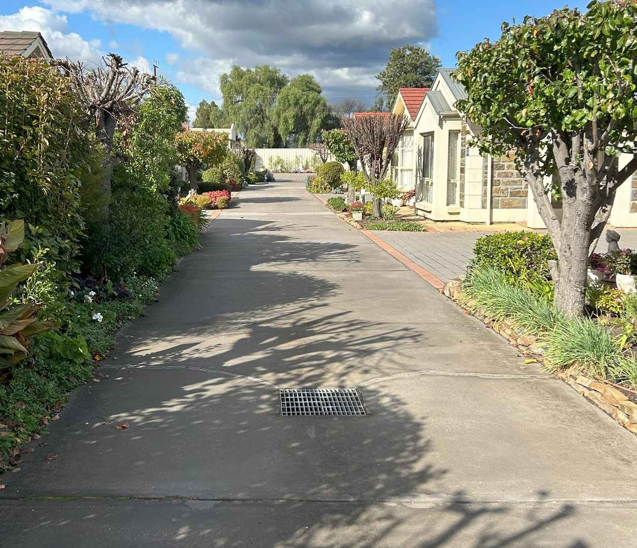 Distinctive Lifestyle Unit 2 Holdfast Gardens