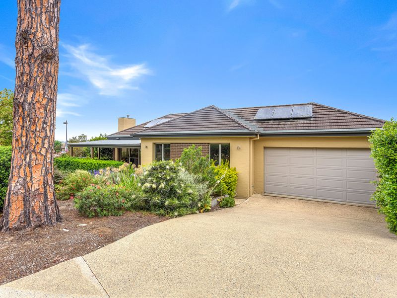 Immaculate Villa with Stunning Garden Views