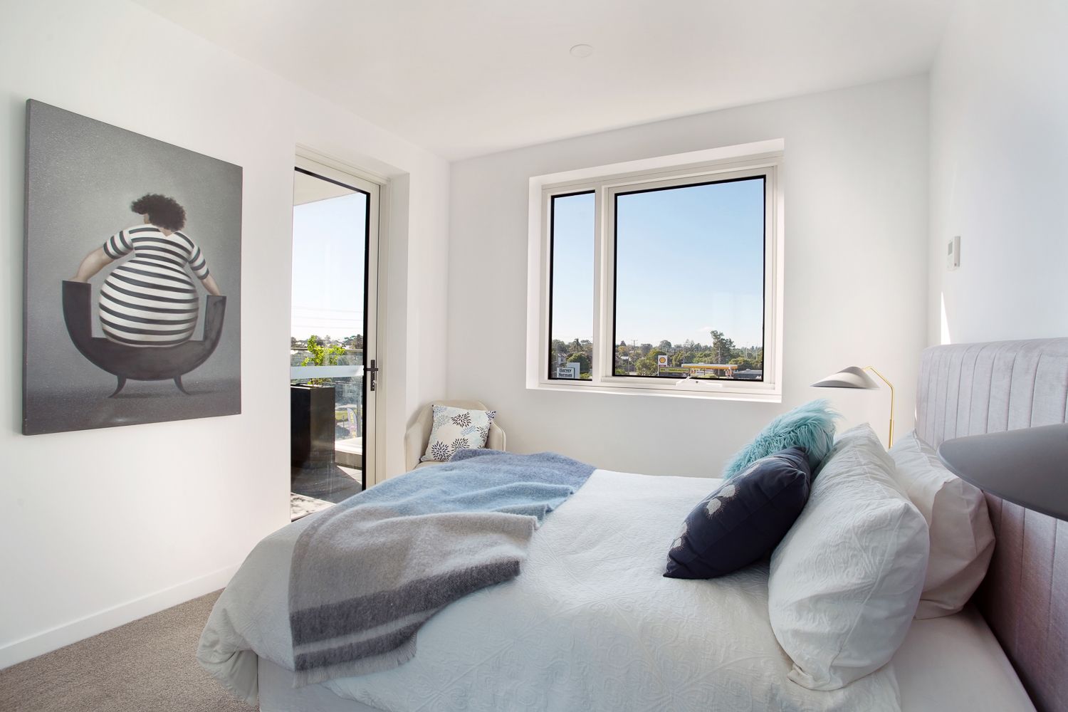 Bright and Welcoming 2 Bedroom