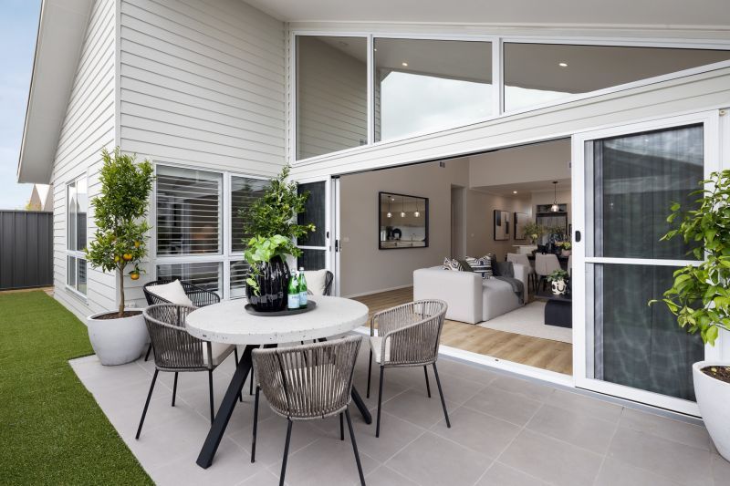 Open plan living to relax and enjoy