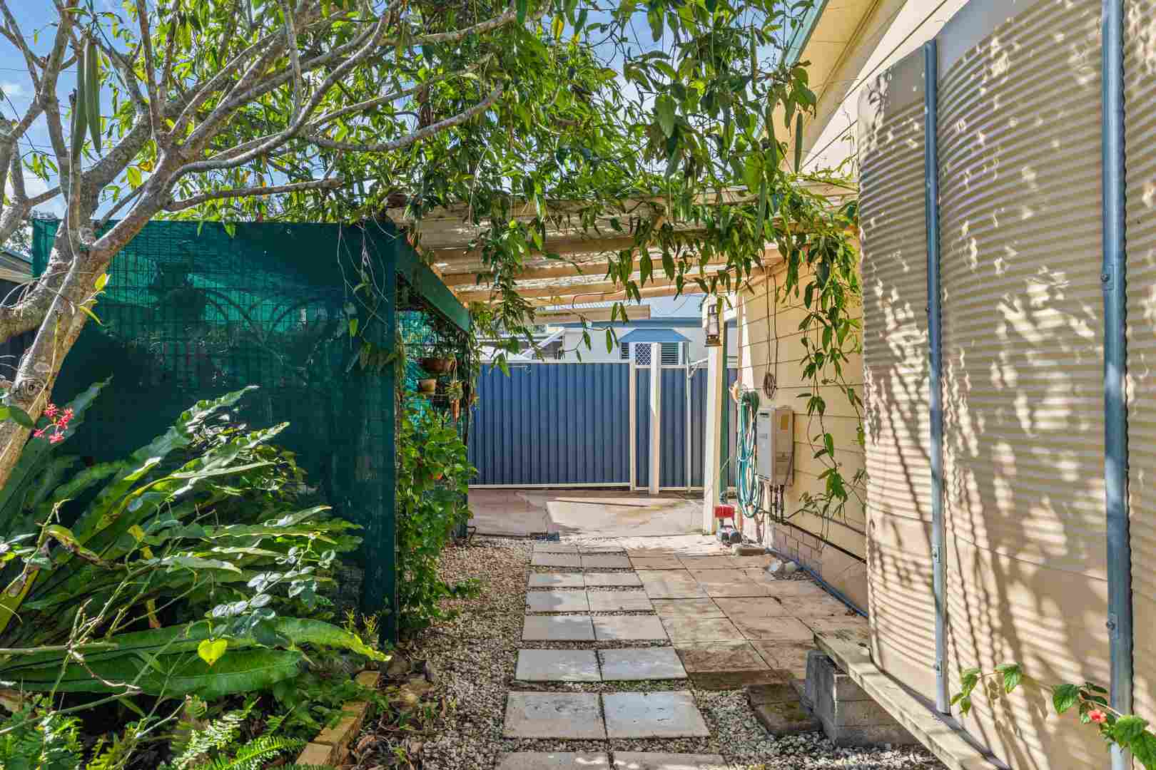Dog friendly home in popular Bow Street and close to the Indoor Heated Pool.