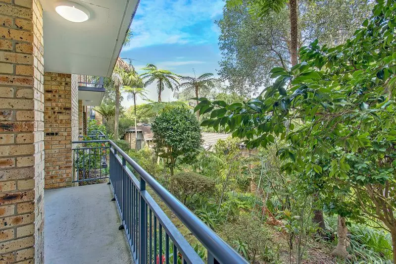 Quiet and private villa with leafy outlook