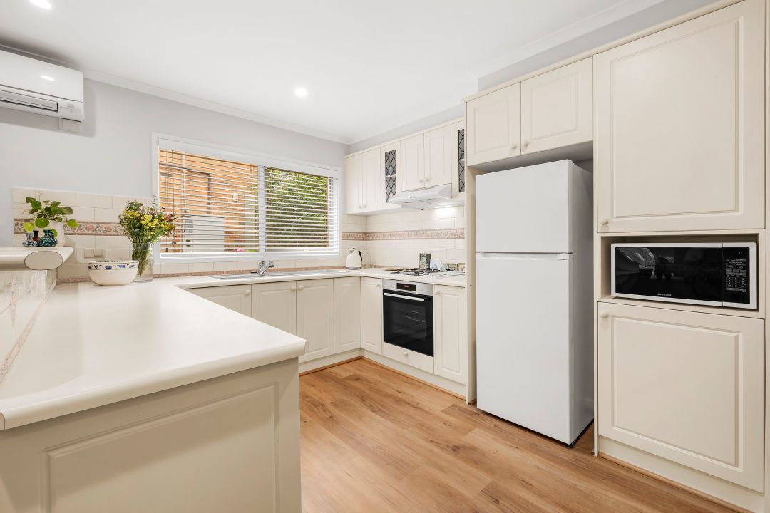 One Bedroom Unit, on the flat!  Are you fussy?  As the new owner of this beautifully refurbished unit!