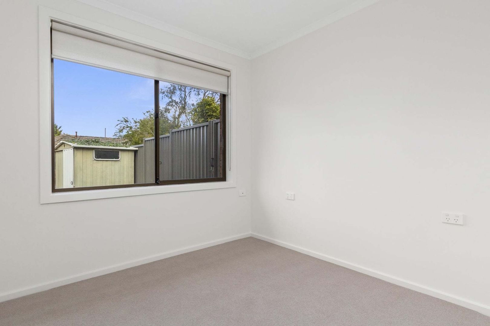 A Fresh Start - Updated Unit, Garden Outlook
