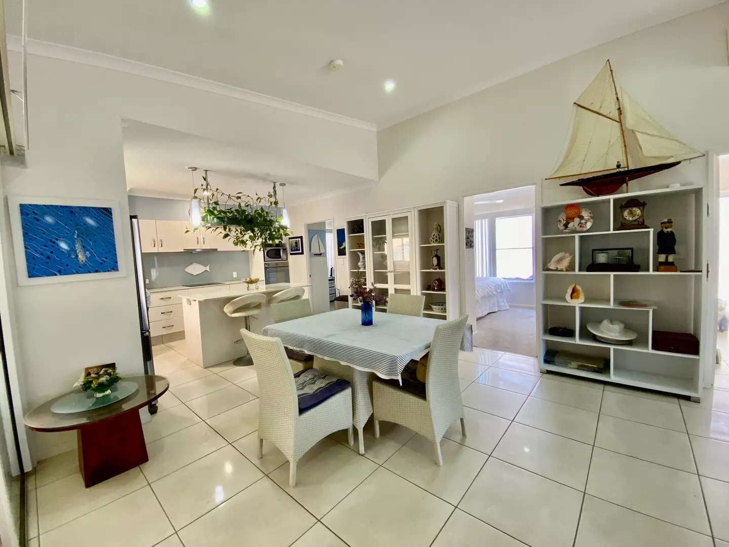 START LIVING THE LIFESTYLE