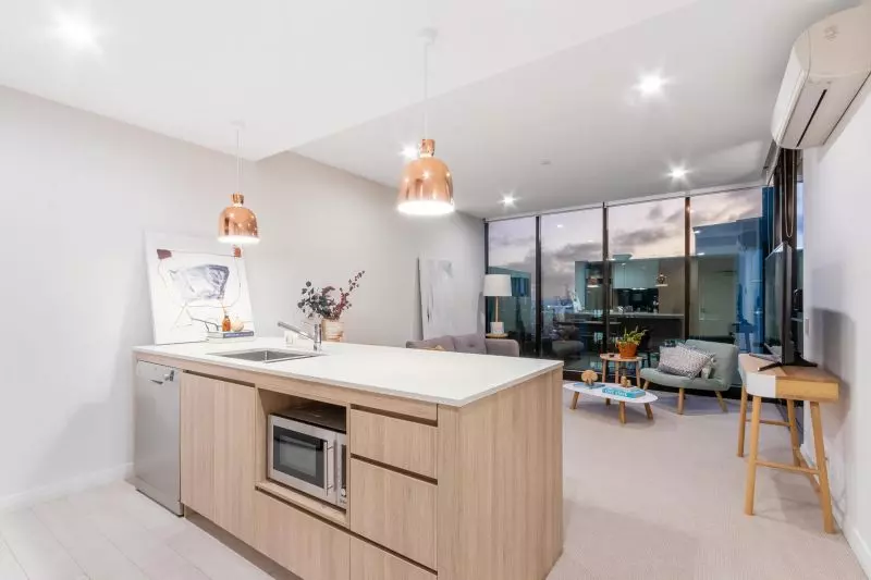 Great Outlook and Stylish Living!