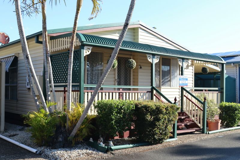 The Palms Village - Over 50’s pet friendly Lifestyle Village