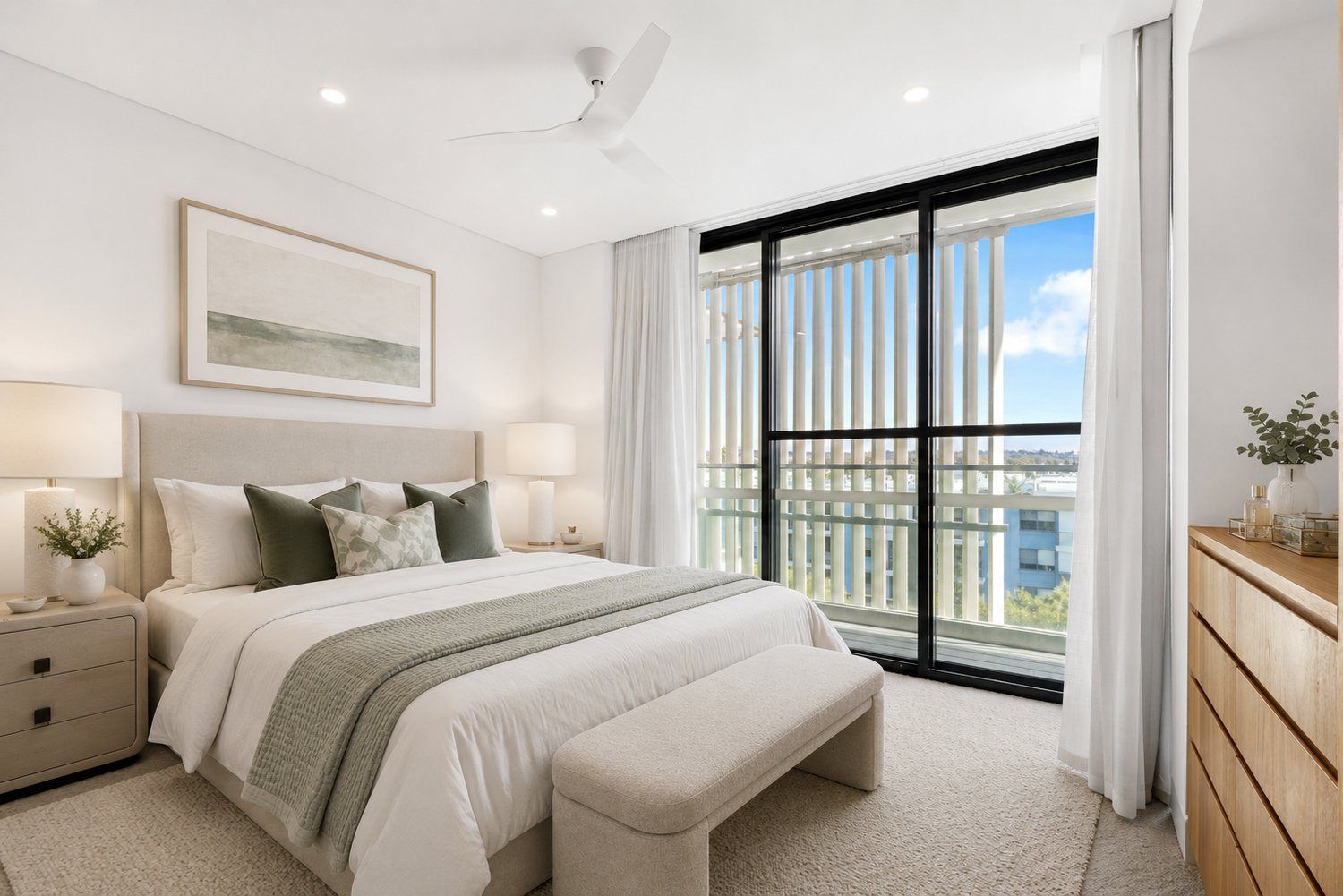 Generous Three-Bedroom Apartment with Sophisticated Bayside View