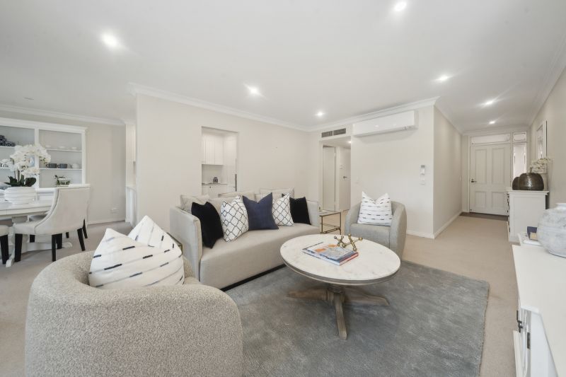 Light and bright two-bedroom residence