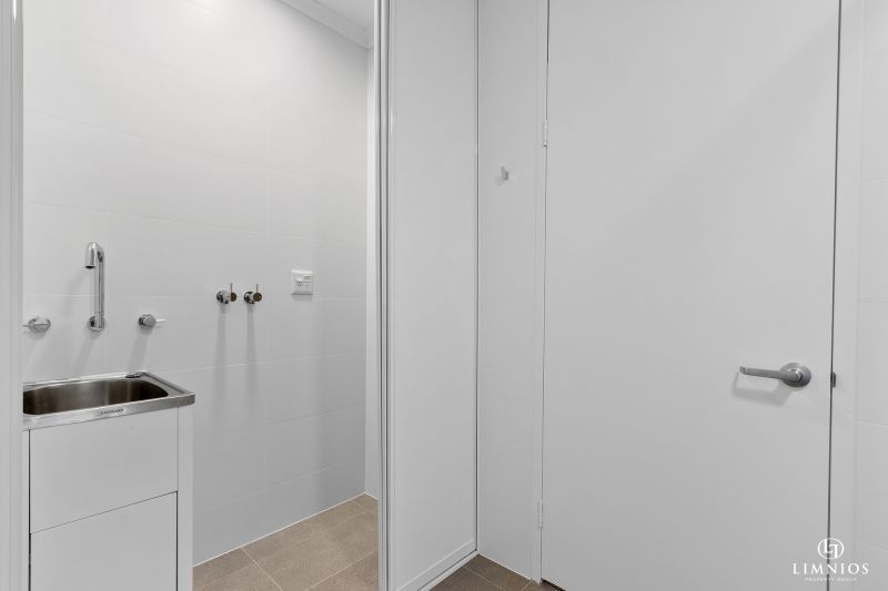 CURRENTLY UNDER OFFER. This gorgeous villa exudes tranquility!