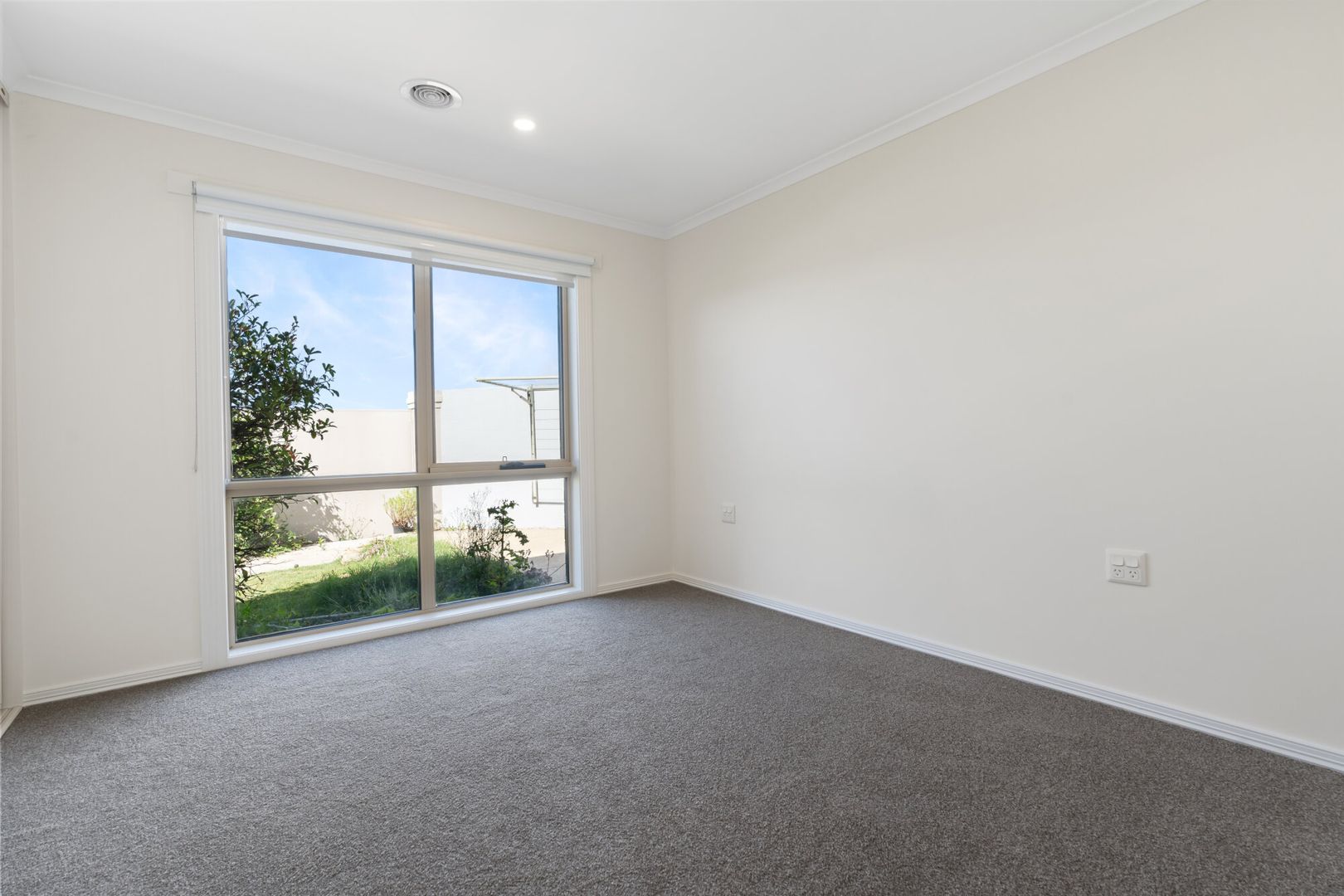 Newly Renovated Retirement Home!