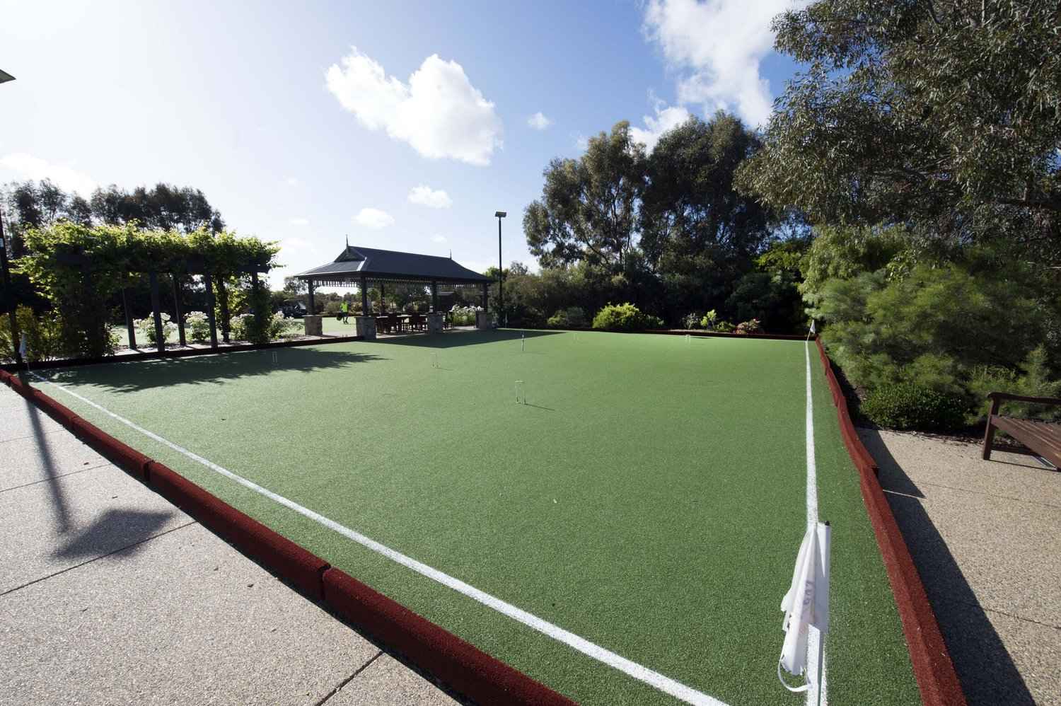 Lifestyle Communities Shepparton - Beautiful home with a secret rose garden