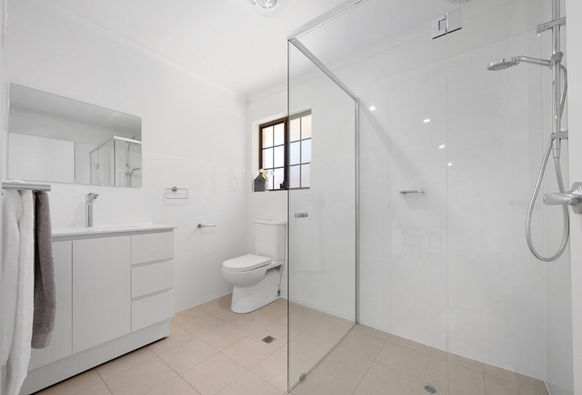 32/33 Sylvan Way, Grange