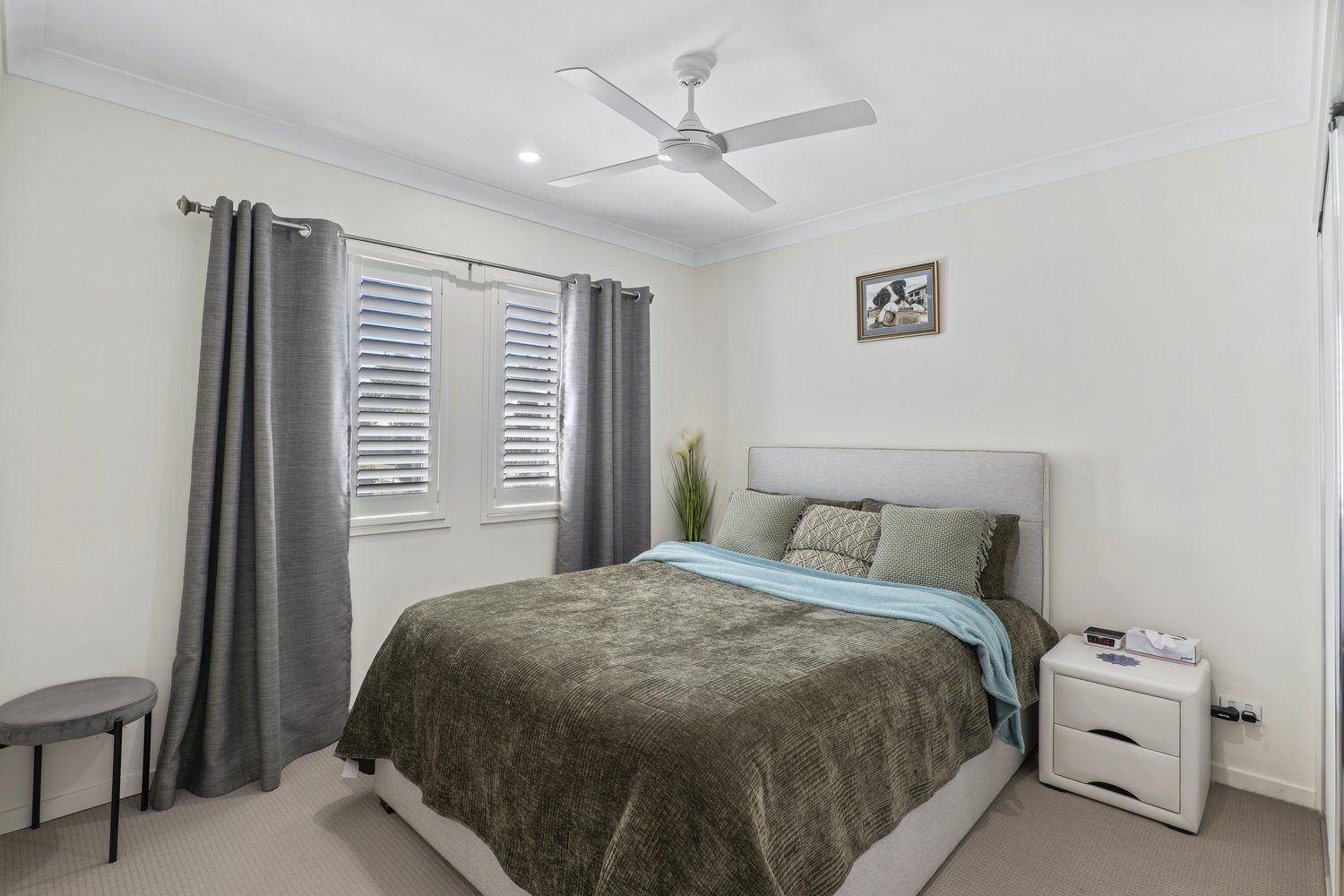 Stylish Home Near Clubhouse