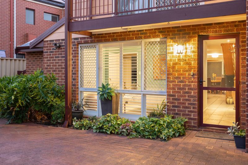 UNDER OFFER!