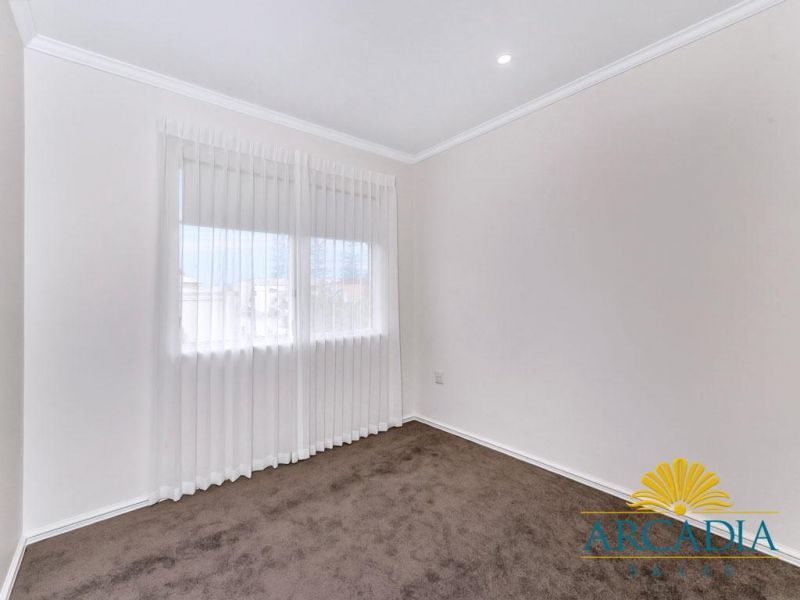 THE BEAUMONT SWANBOURNE - Top Floor 3 Bedroom North Facing Balcony