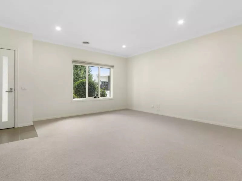 Elegant Three-Bedroom Villa Opposite the Community Centre